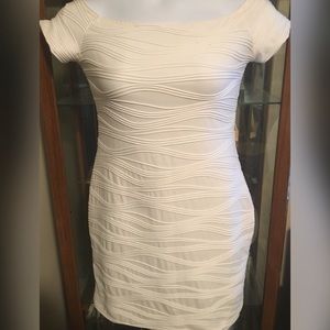Wet Seal Brand Women’s XL Creme Mini Dress